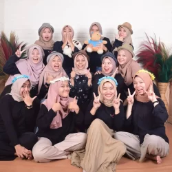 Paket ini didesain khusus untuk melatih para peserta agar bisa berbahasa inggris dengan Fasih, ALami dan Percaya Diri.