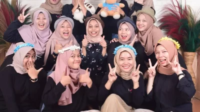 Paket ini didesain khusus untuk melatih para peserta agar bisa berbahasa inggris dengan Fasih, ALami dan Percaya Diri.