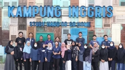 Ingin kursus bahasa inggris di Kampung Inggris Pare? caranya sangat mudah, Kamu hanya perlu daftar di lembaga kursus ACCESS English School, Salah satu lembaga kursus bahasa inggris terbaik di Kampung Inggris Pare.